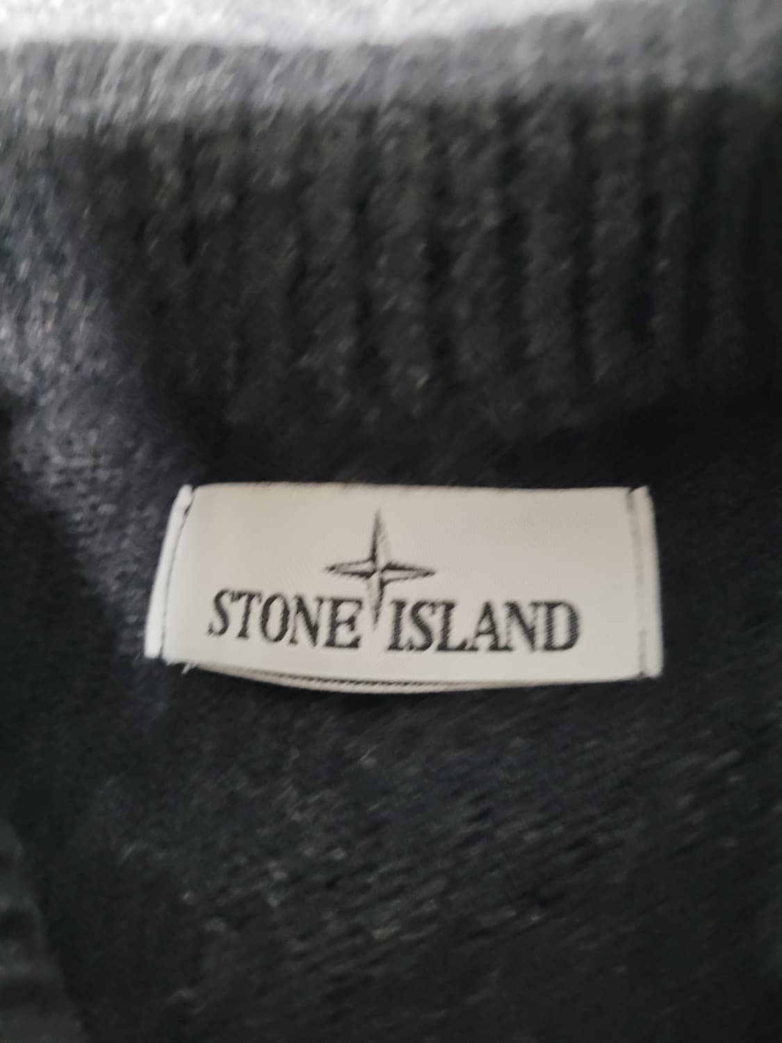 스톤아일랜드 램스울 울니트 가디건 다크그레이 상품이미지8