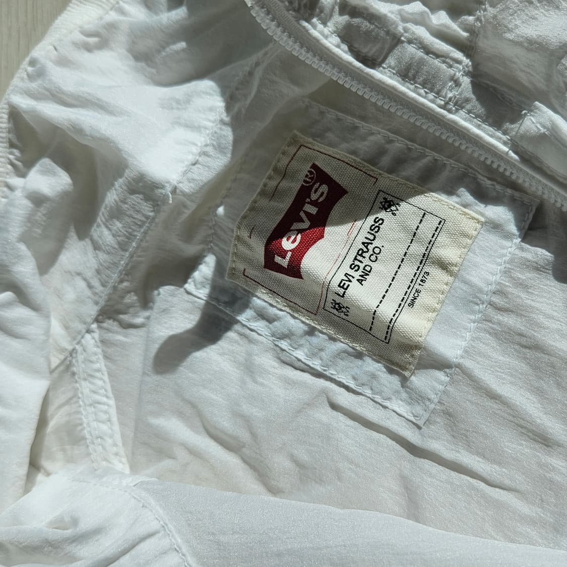 리바이스 바람막이 - WOMEN XS 상품이미지2