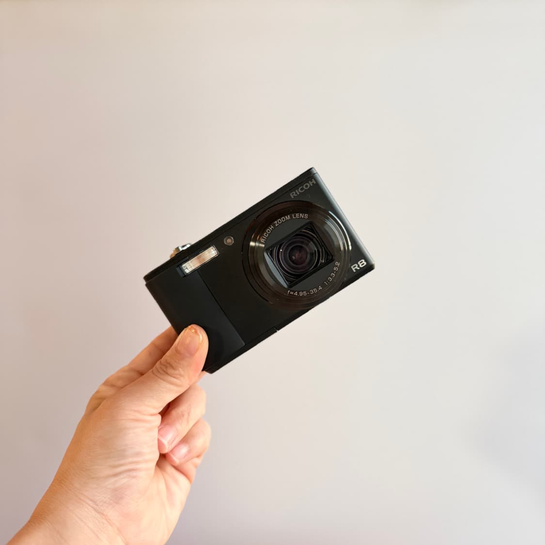 ✨미품 장원영 디카✨ricoh 리코 r8 🖤빈티지디카 블랙 상품이미지3