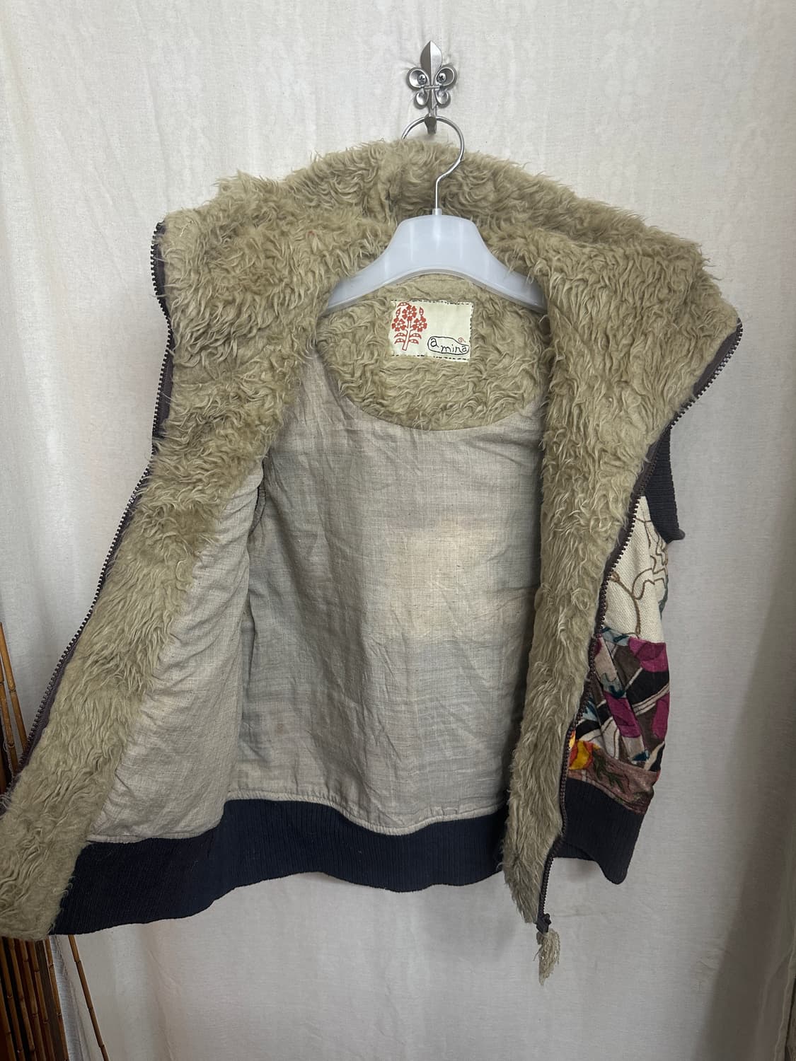 amina 패치워크 후드 베스트 에스닉 상품이미지5