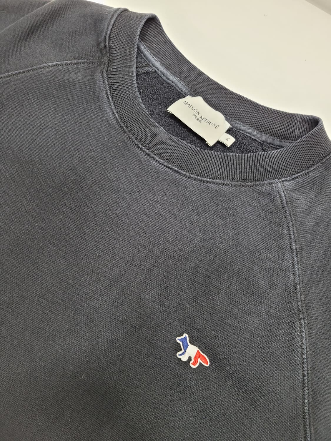 메종키츠네 트리컬러 폭스 패치 스웻셔츠 맨투맨 / 남 XL 블랙
 상품이미지5