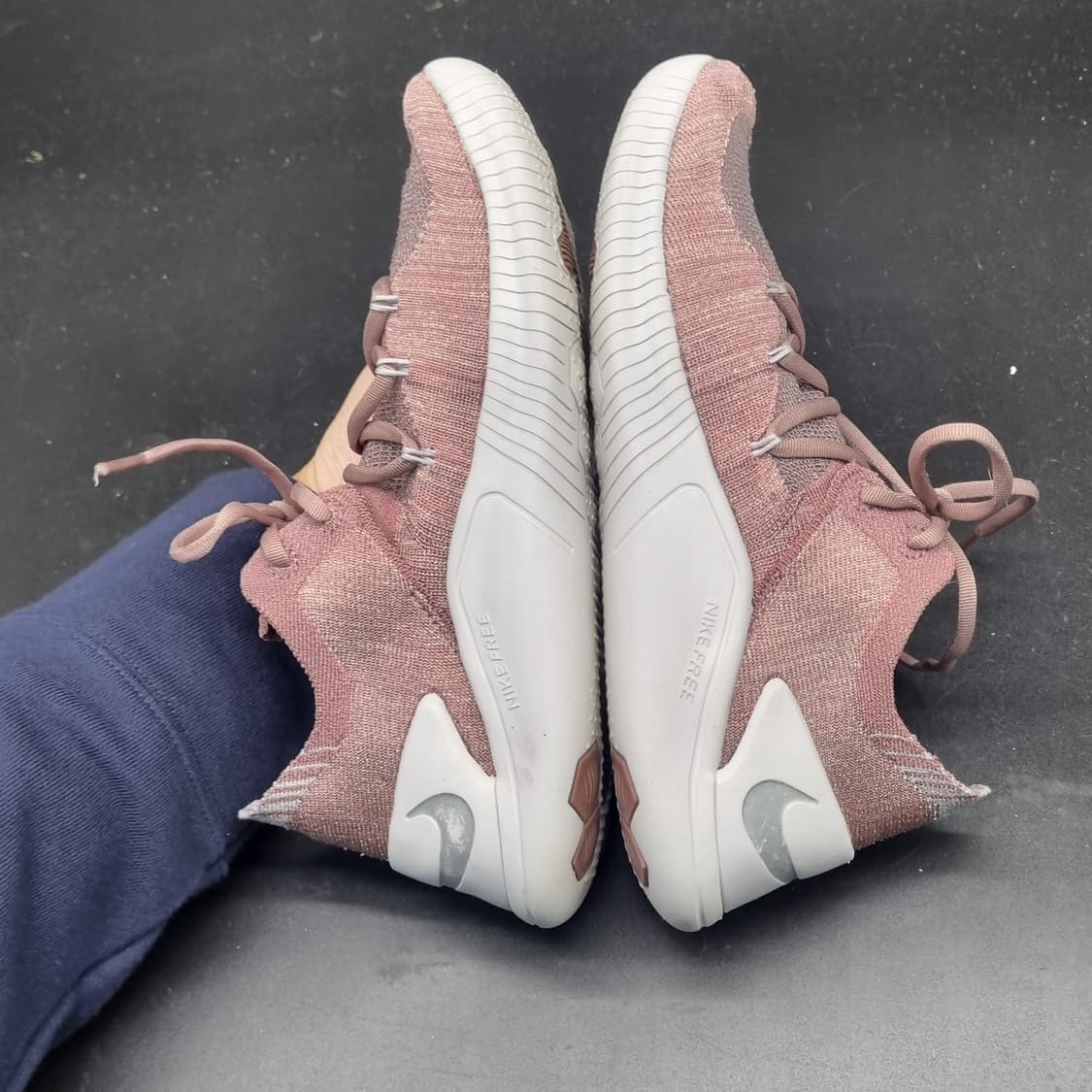 나이키 프리트레이닝플라이니트3 운동화240 상품이미지5