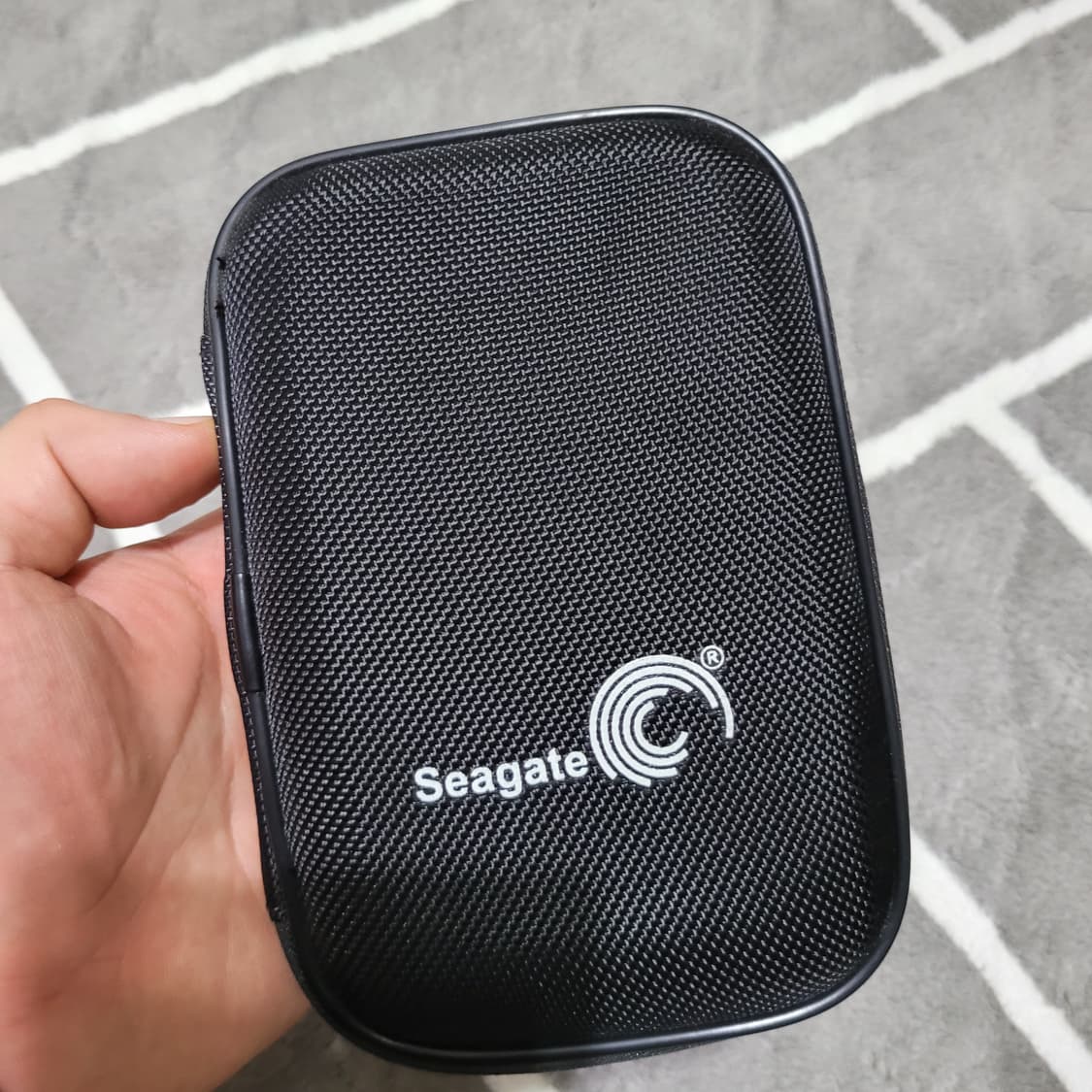 씨게이트 Seagate 외장하드 1tb + 케이스 + 케이블 포함 상품이미지7