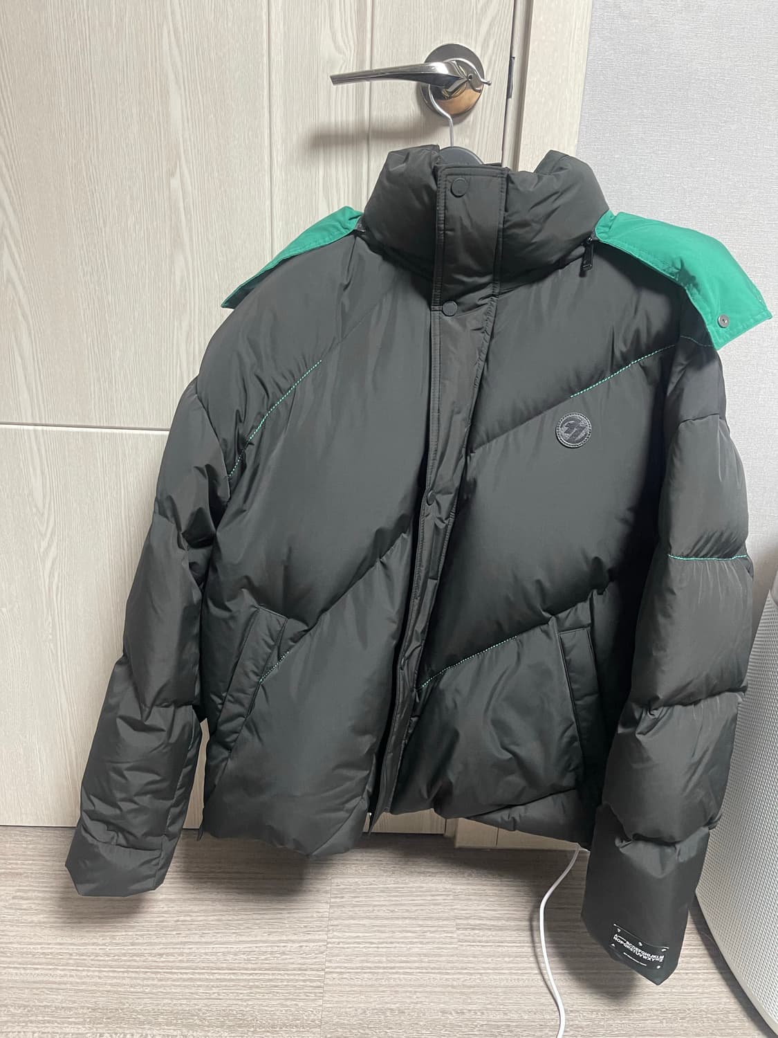 자라 아더에러 패딩  상품이미지1