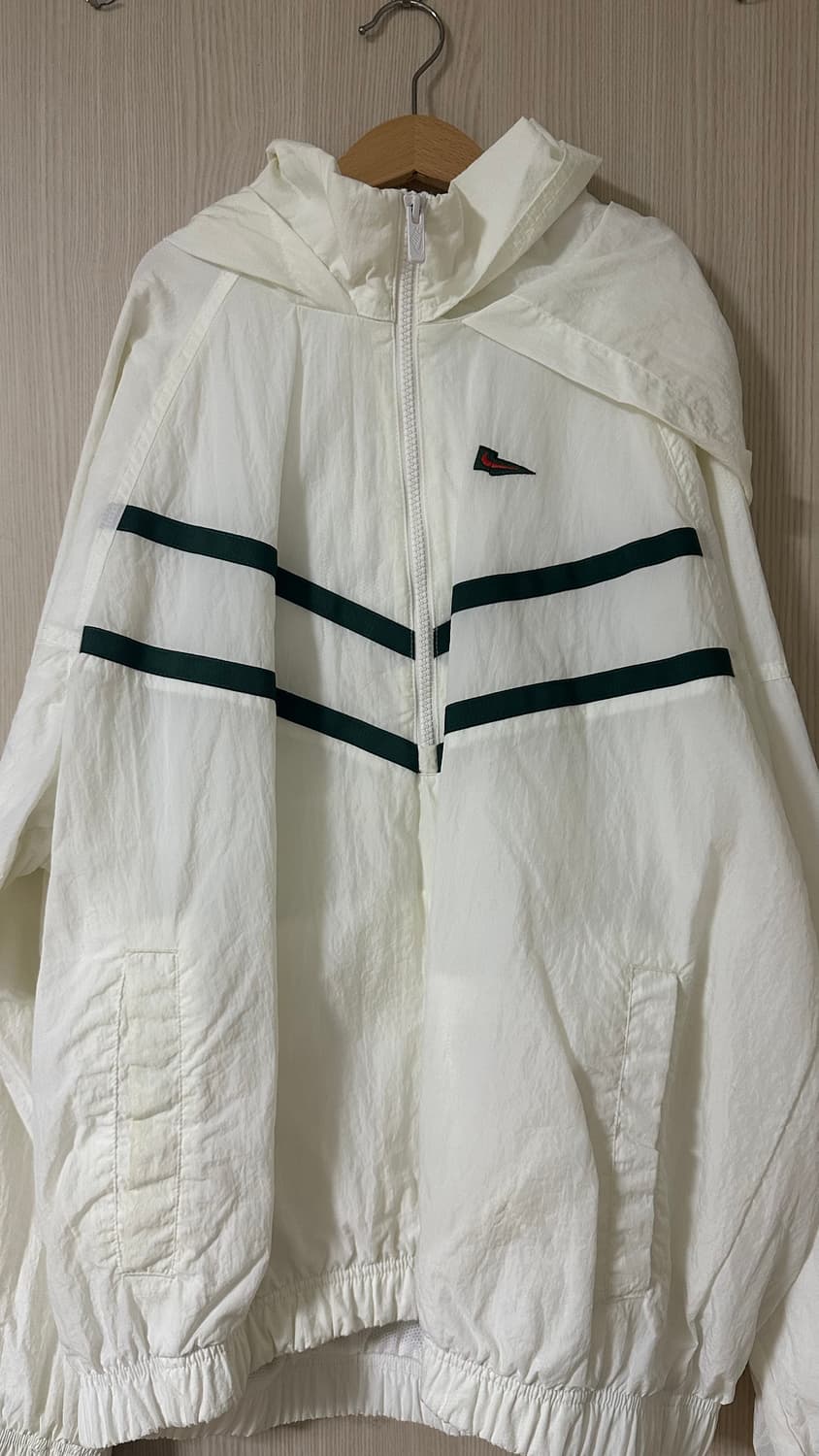 나이키 바람막이 상품이미지1