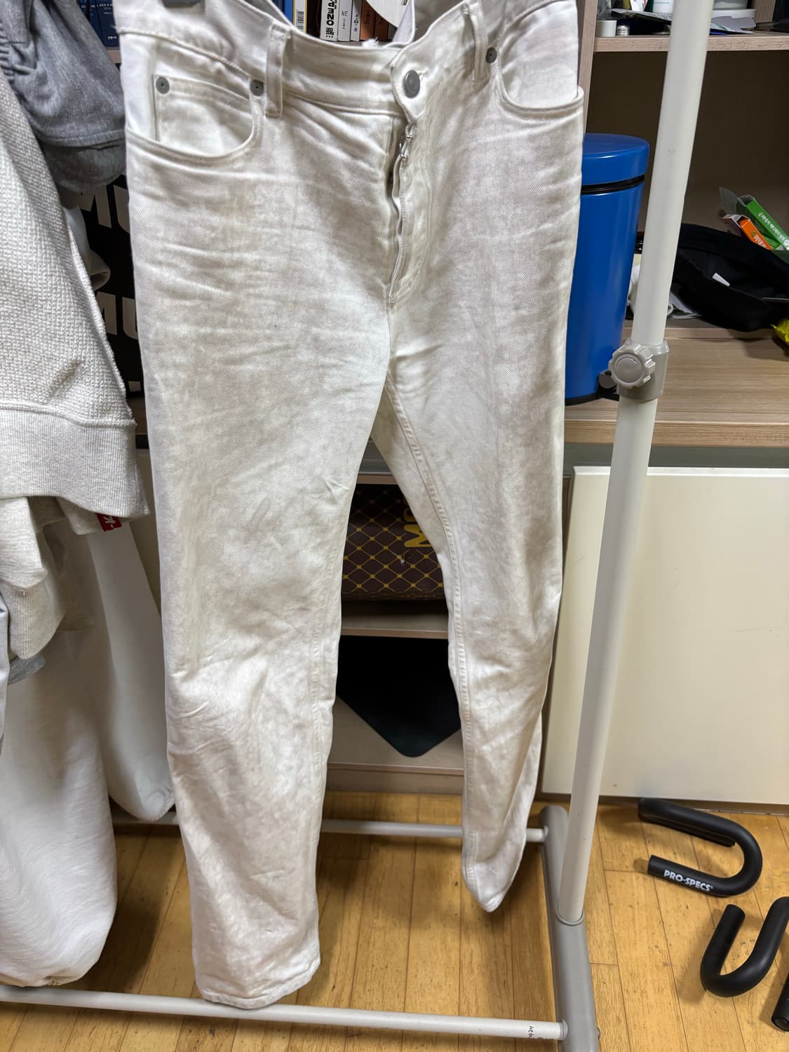 마르지엘라 20aw 아이보리 크랙데님팬츠 상품이미지3