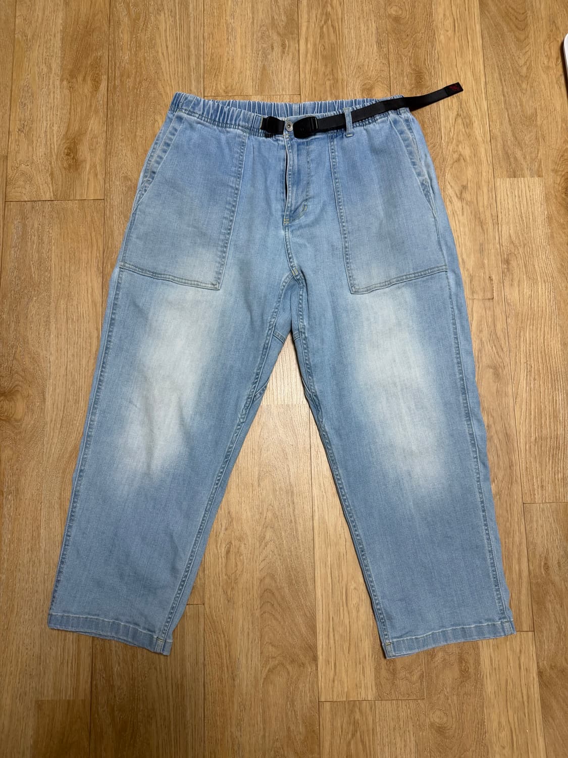 그라미치 루즈테이퍼드 스트레치 데님 팬츠 medium used XL 연청 상품이미지1