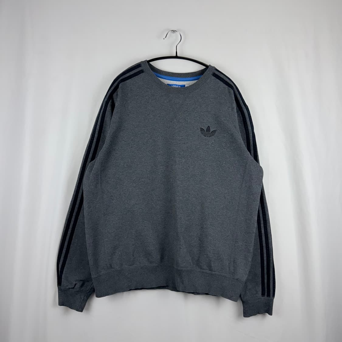 (105) 아디다스 파이어버드 맨투맨 차콜 상품이미지2