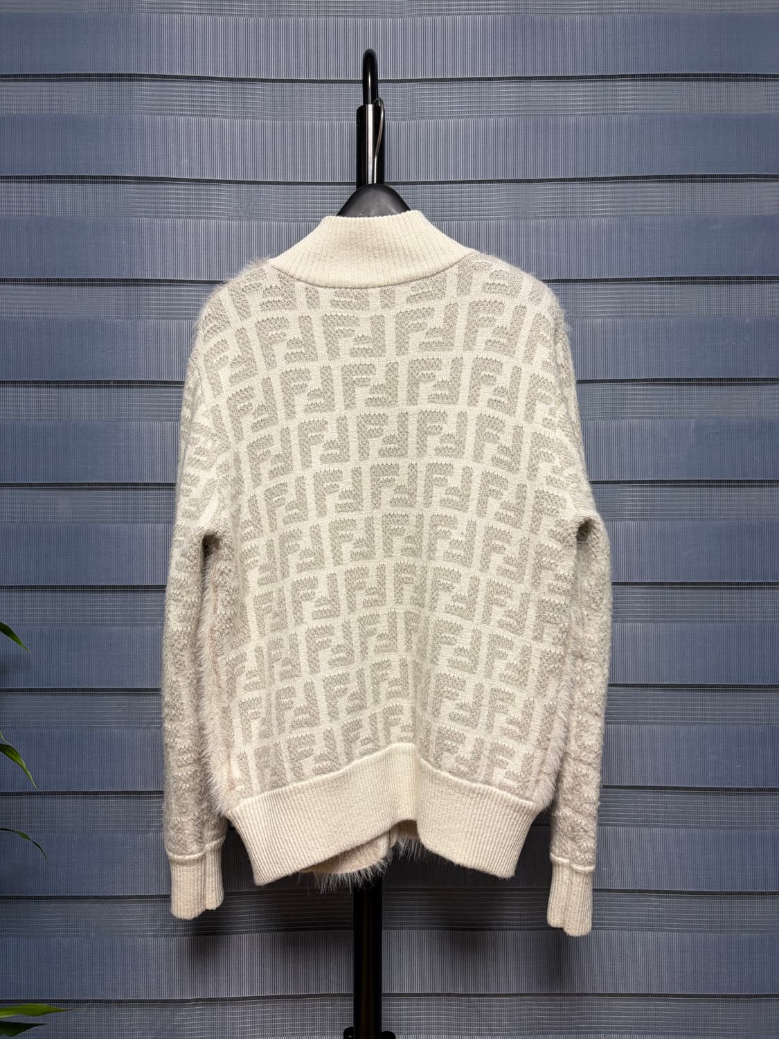 [희귀컬러/S급] 펜디 FF 로고 자카드 집업 36 (매장가 250만 이 상품이미지2