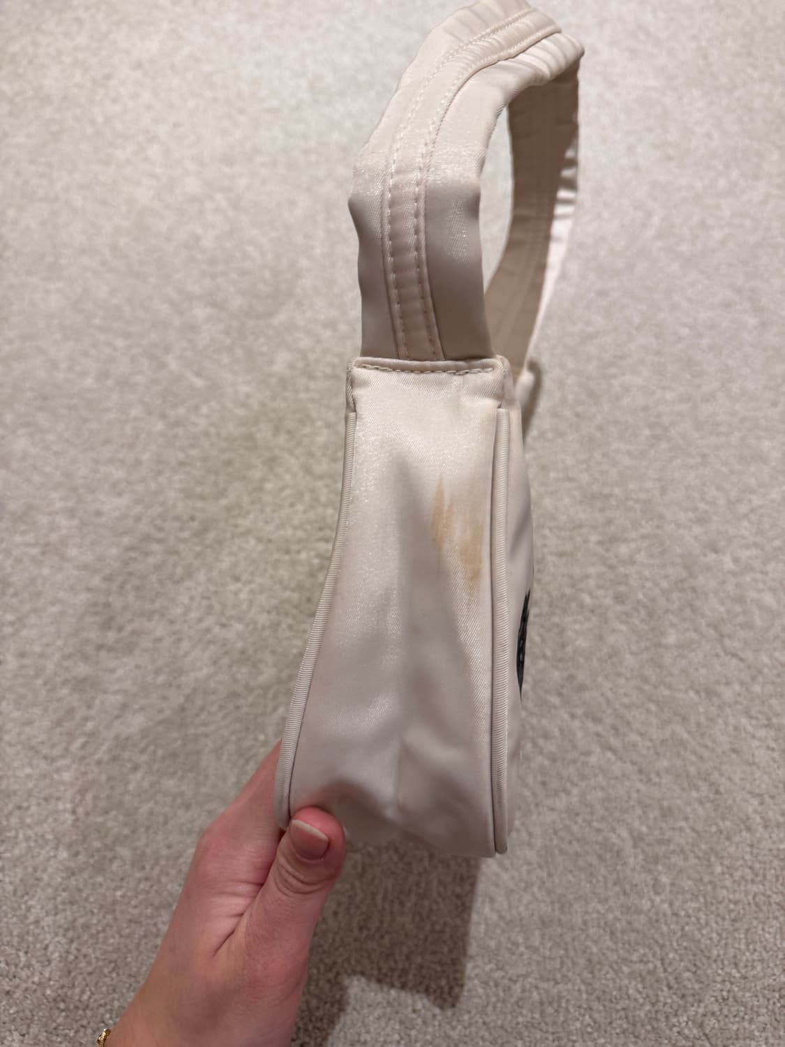 Praying 아이보리 숄더백 상품이미지4