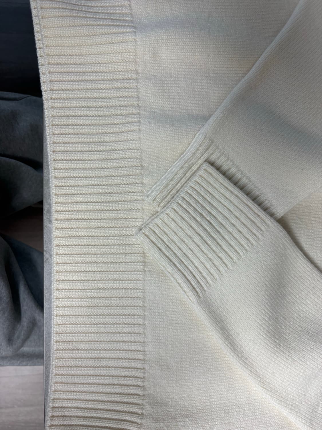 아미 니트 아이보리 S 상품이미지4