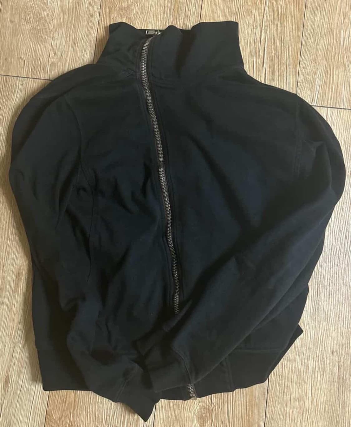 릭오웬스 바우하우스 사선집업
사이즈 M 상품이미지1