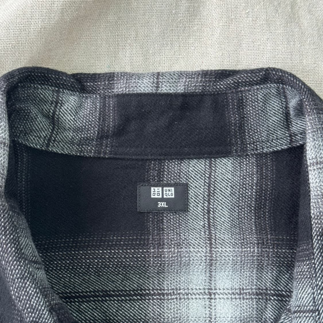 유니클로 흰검 플란넬 체크셔츠 3XL 상품이미지4