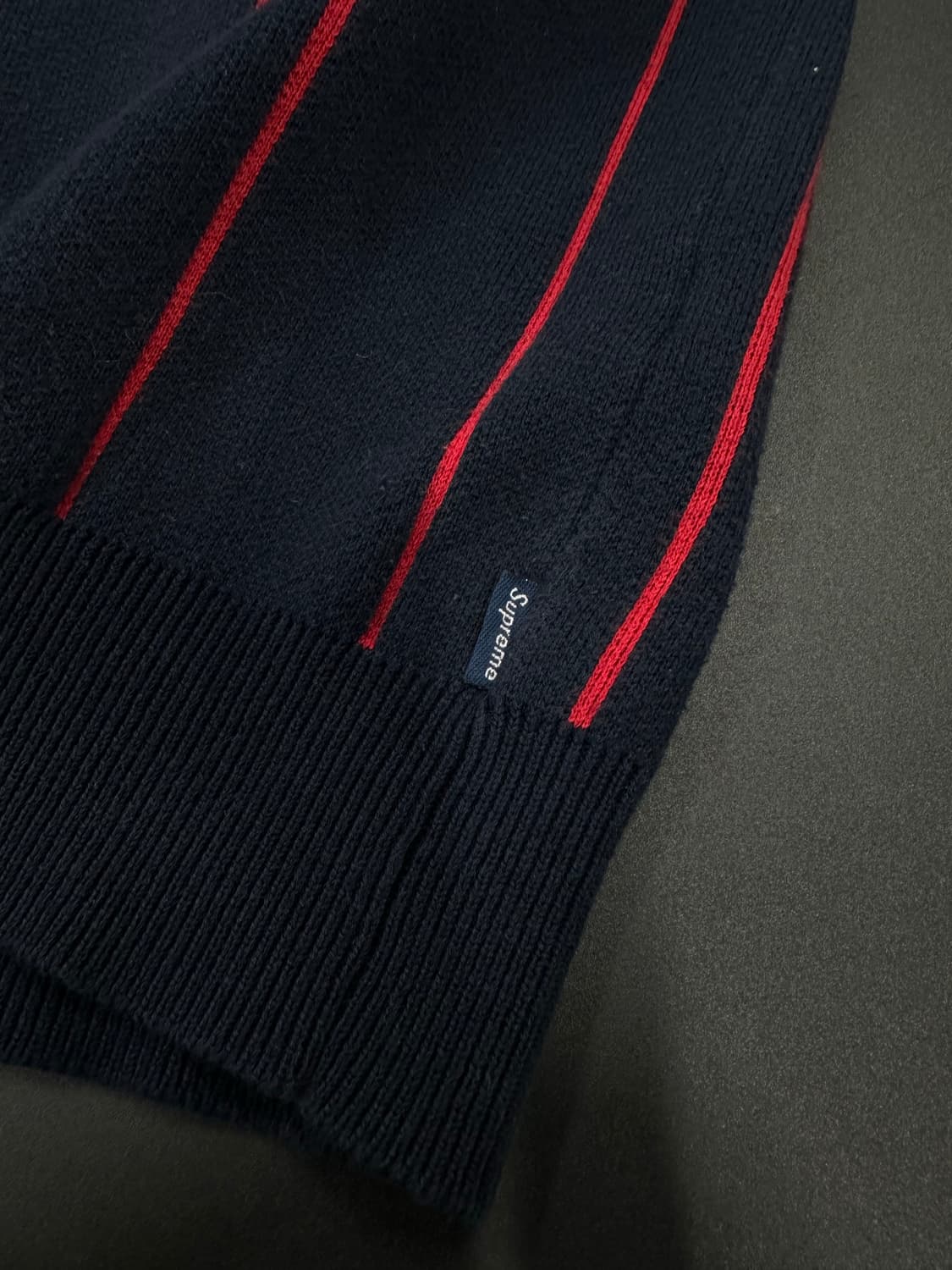 슈프림 13AW 크루넥 와이드 핀스트라이프 스웨터 상품이미지5