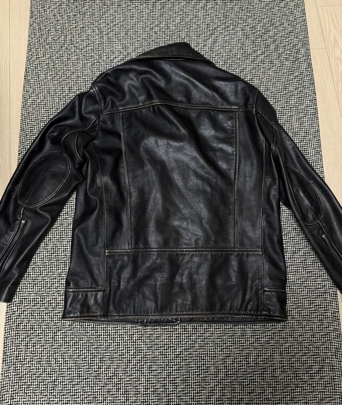 Zara 레더 자켓 상품이미지2