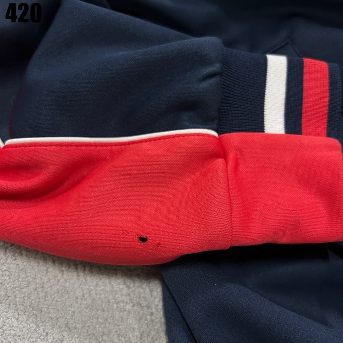 엄브로 네이비/레드 트레이닝 세트  상품이미지3