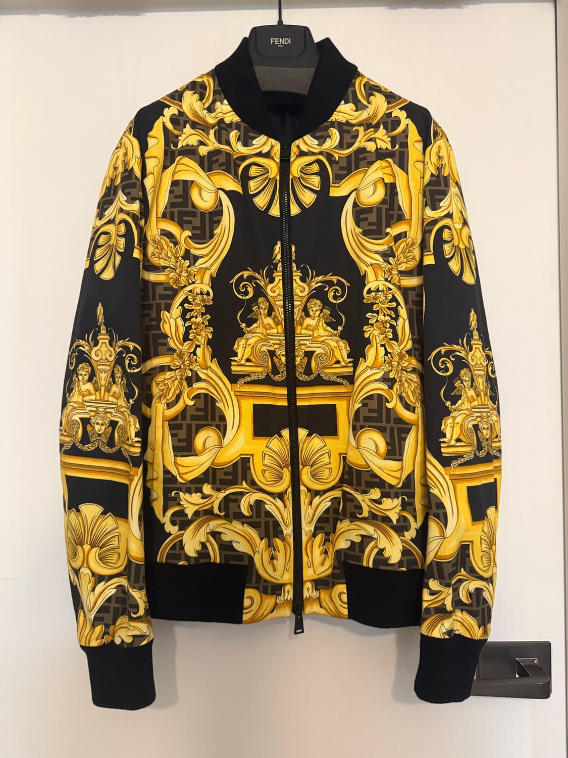 Fendi  x Versace 펜다체 블루종 50사이즈 상품이미지1