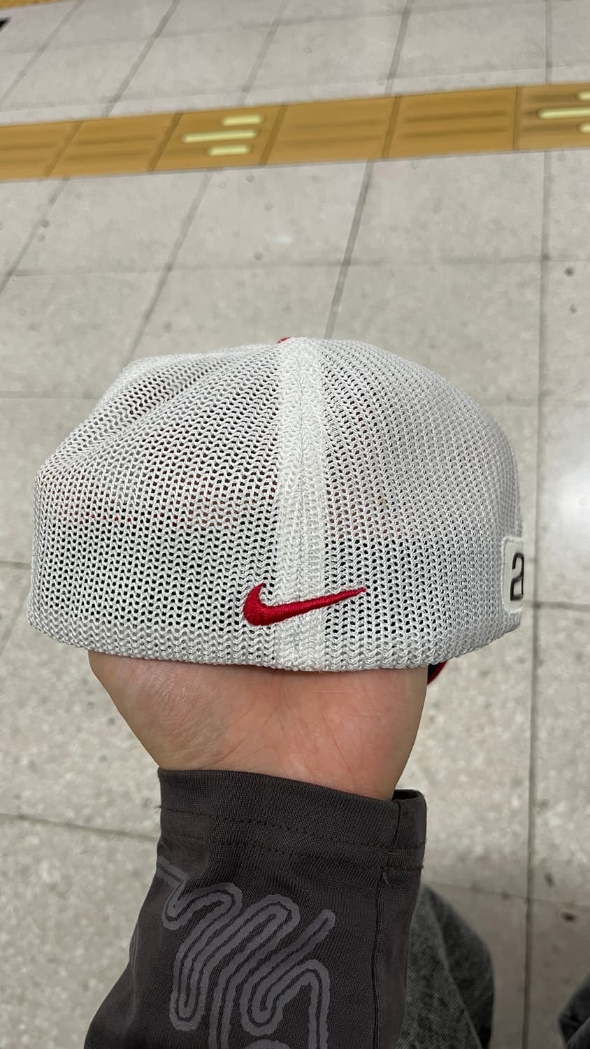 나이키 메쉬 볼캡 판매합니다 상품이미지2