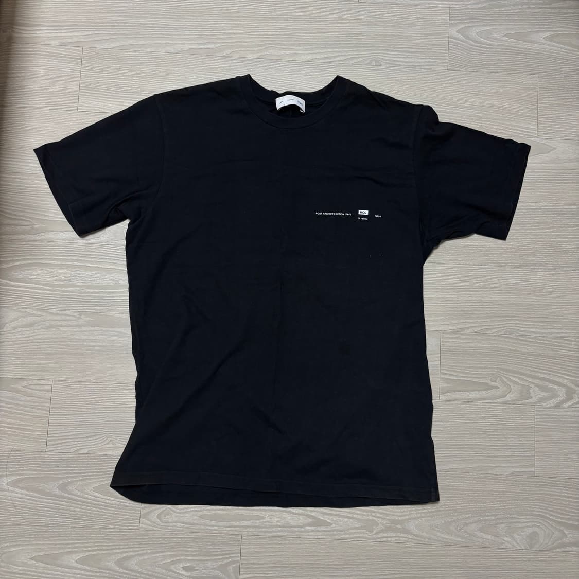 포스트아카이브팩션 헬리녹스 도쿄 팝업 티셔츠 상품이미지2