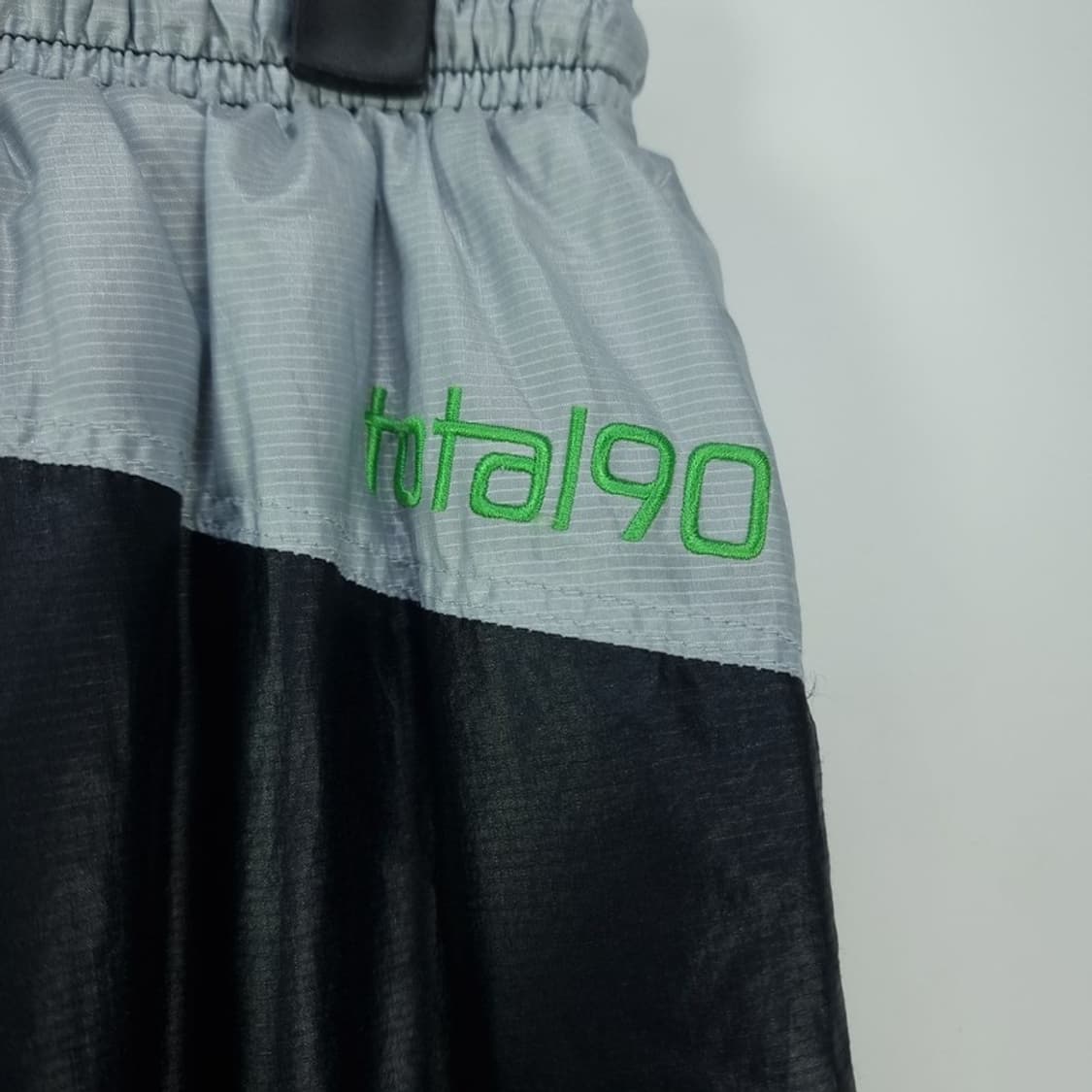 [나이키] 토탈 90 올드스쿨 나일론 트랙 팬츠 M18359 상품이미지6