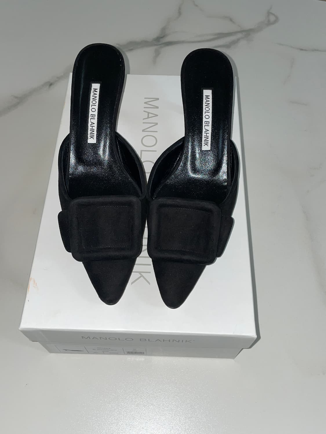 [36]마놀로블라닉 블랙 스웨이드 뮬 상품이미지4