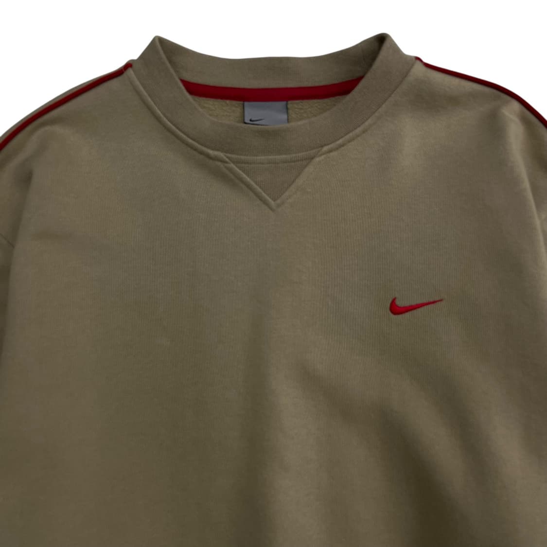 나이키 레드스우시 베이지 맨투맨 M 상품이미지4