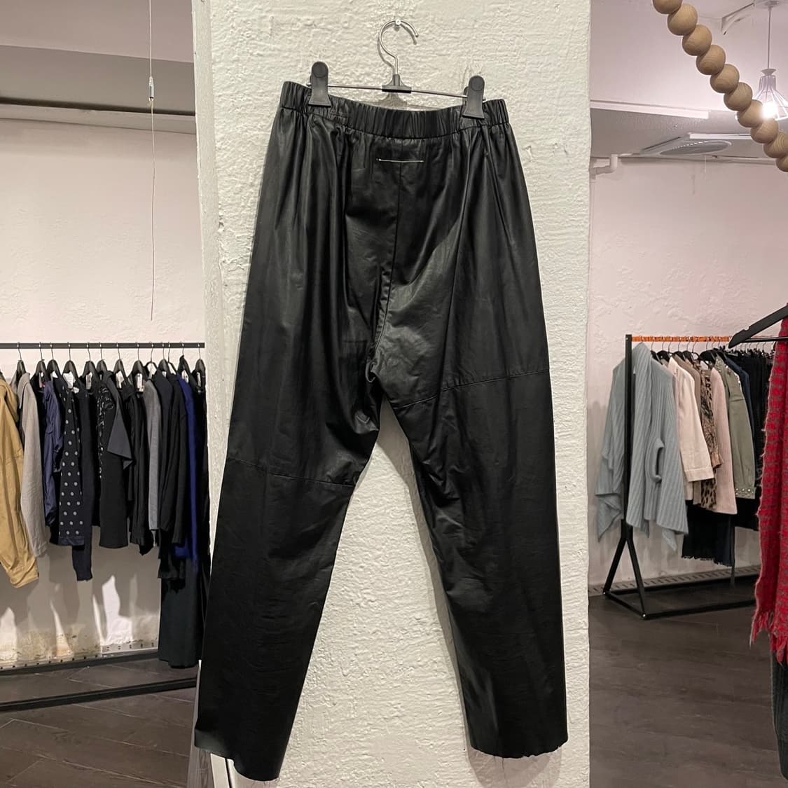 마르지엘라 MM6 레더 팬츠 상품이미지3