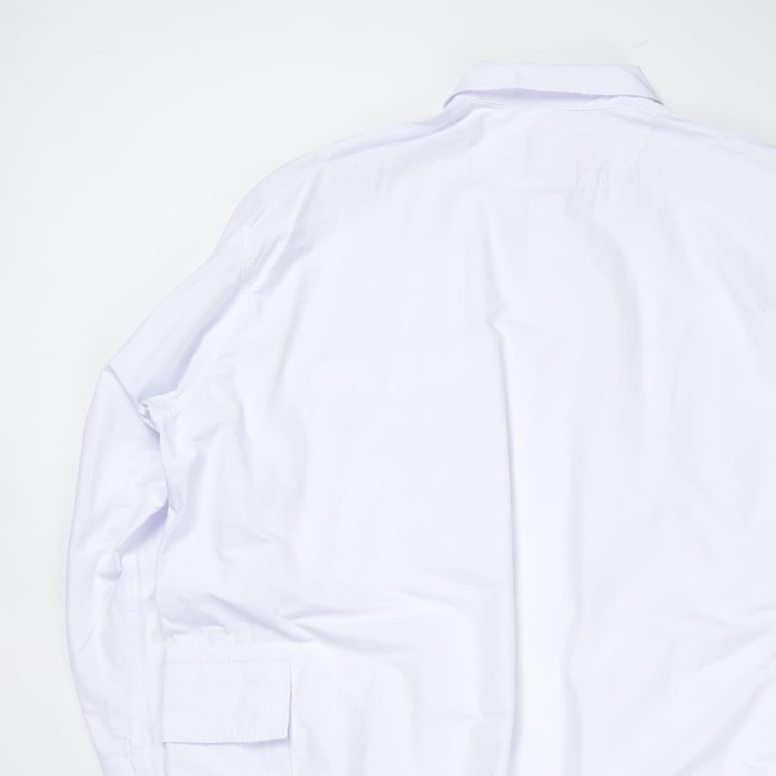 빔즈 멀티포켓 화이트 셔츠 자켓   상품이미지5