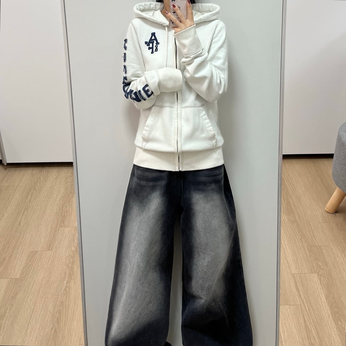 아베크롬비 자수로고 화이트 후드집업 상품이미지1