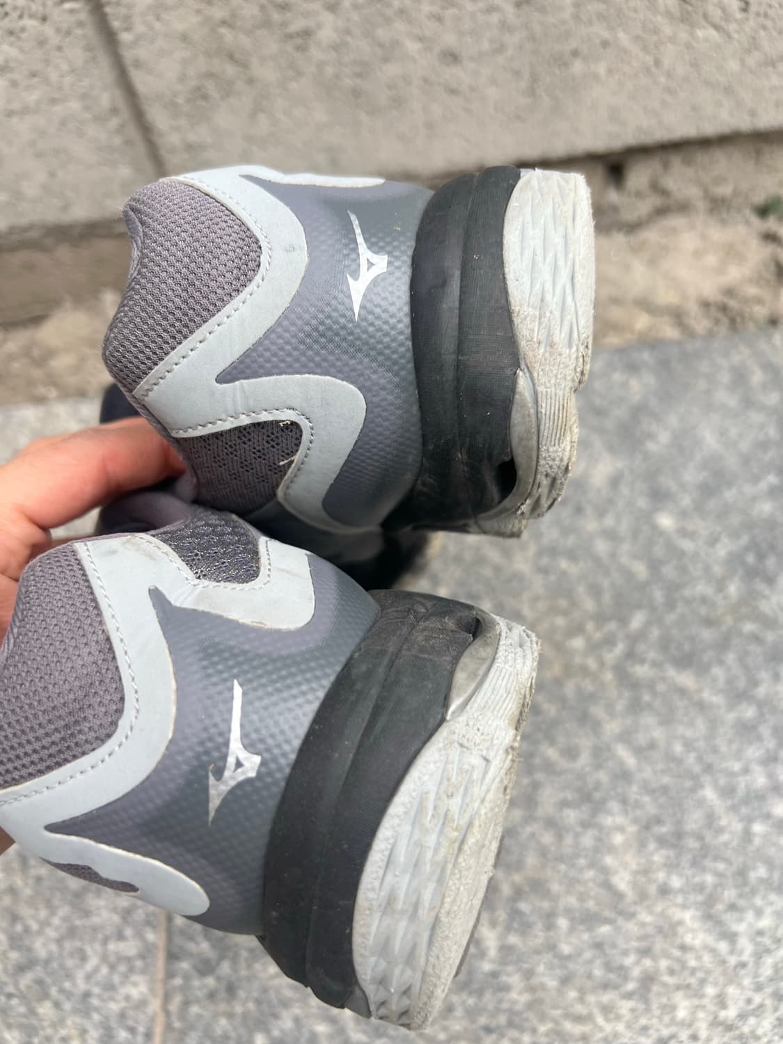 미즈노 라이트닝 그레이 235 상품이미지3