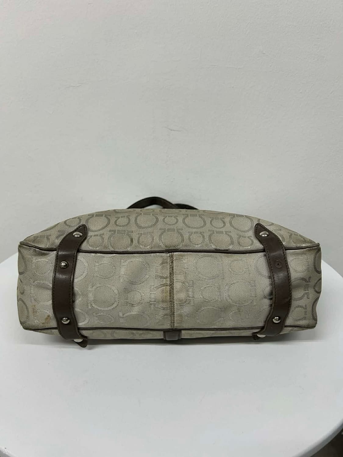 살바토레 페라가모 간치니 자가드 토트백 숄더백 상품이미지5