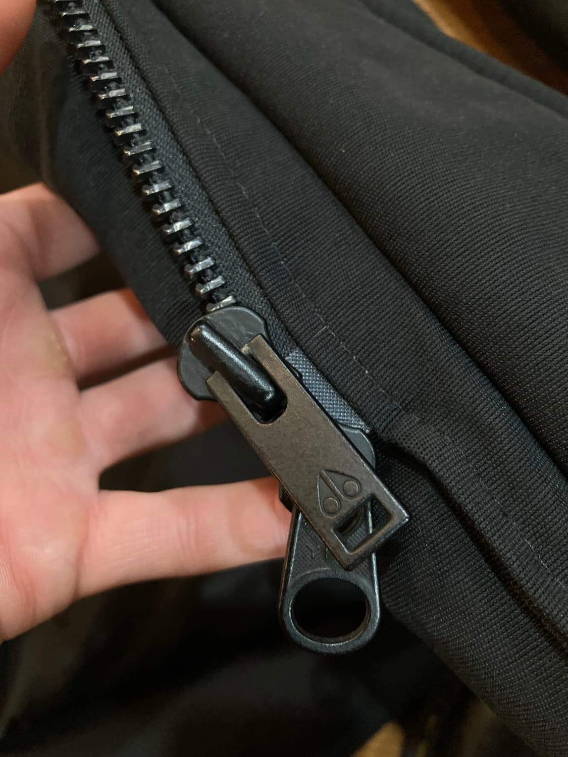 무스너클 스틸링 폭스퍼 패딩 상품이미지6