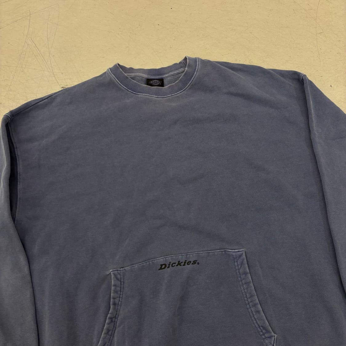 디키즈 피그먼트 포켓로고 맨투맨 상품이미지2