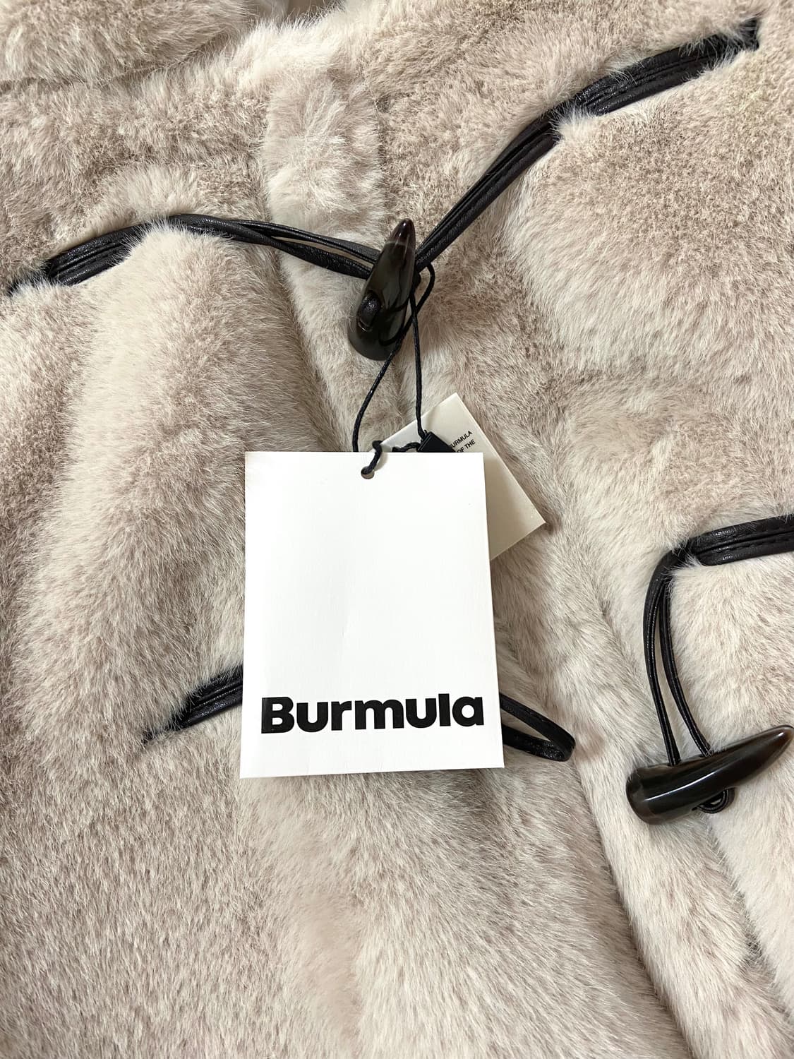 버뮬라 HOODIE FUR COAT (LIGHT BEIGE) 상품이미지3