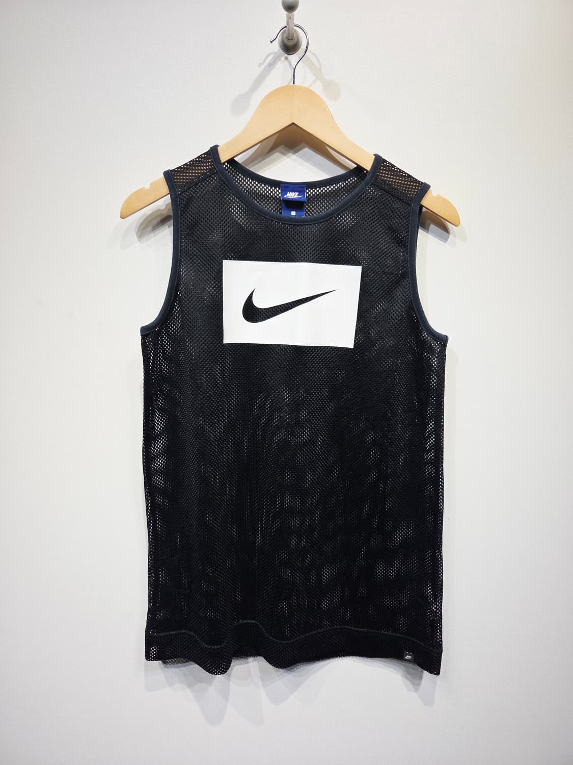 나이키 빅로고 메쉬 나시 블랙 상품이미지2