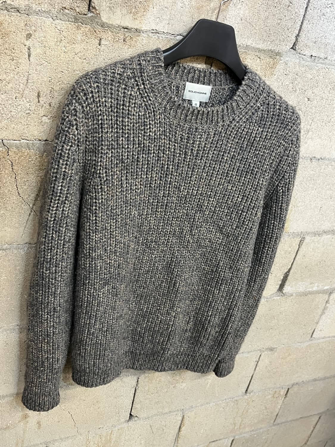 솔리드 옴므 크런키 울 크루넥 니트 상품이미지3