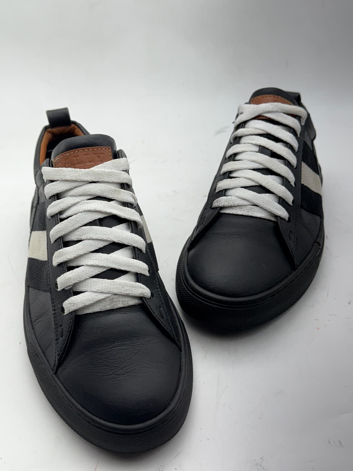 정품)발리스니커즈250 상품이미지1