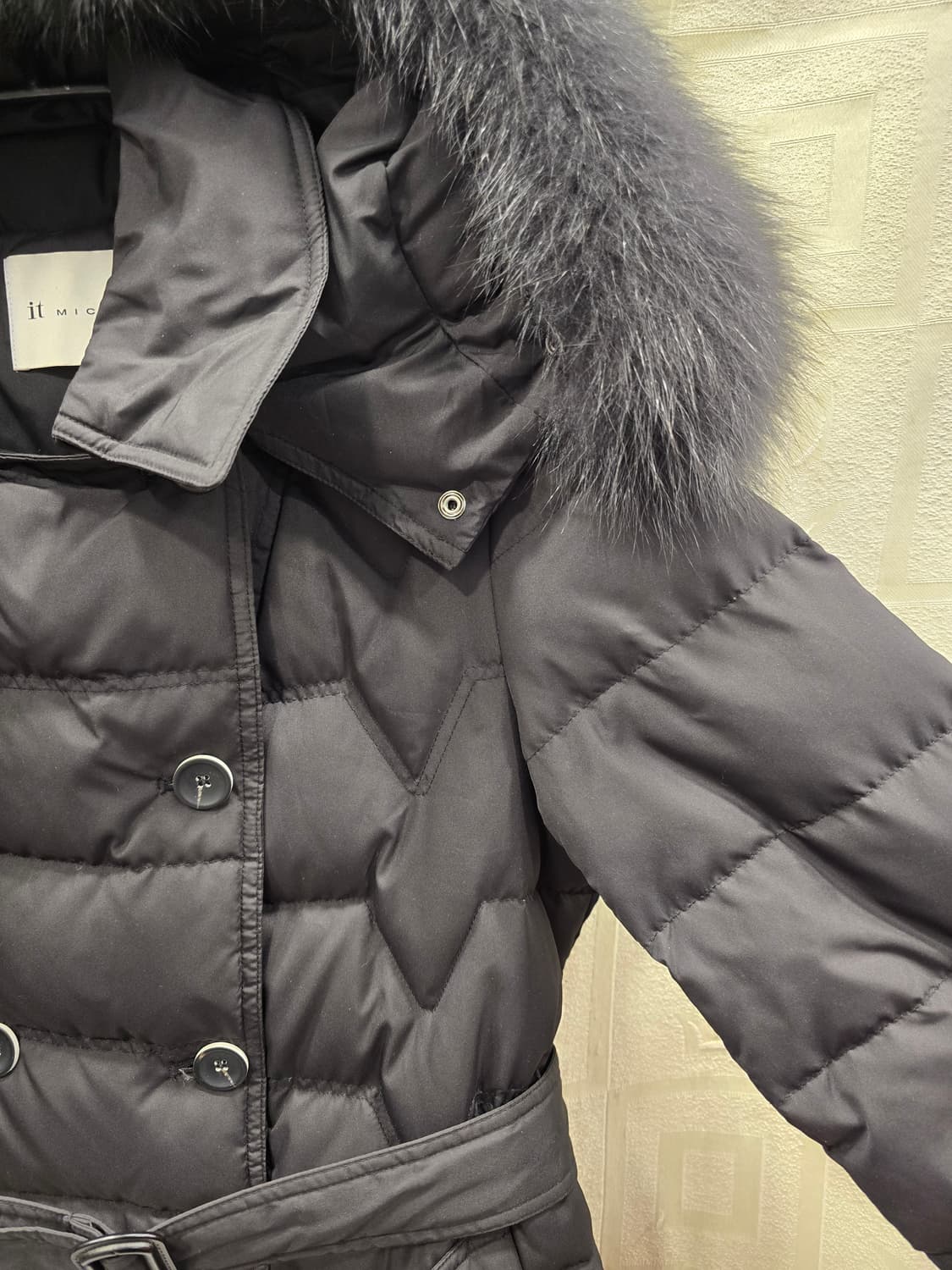 거의새거) 잇미샤 폭스퍼 후드 트리밍 더블버트 구스다운 롱패딩 S 상품이미지4