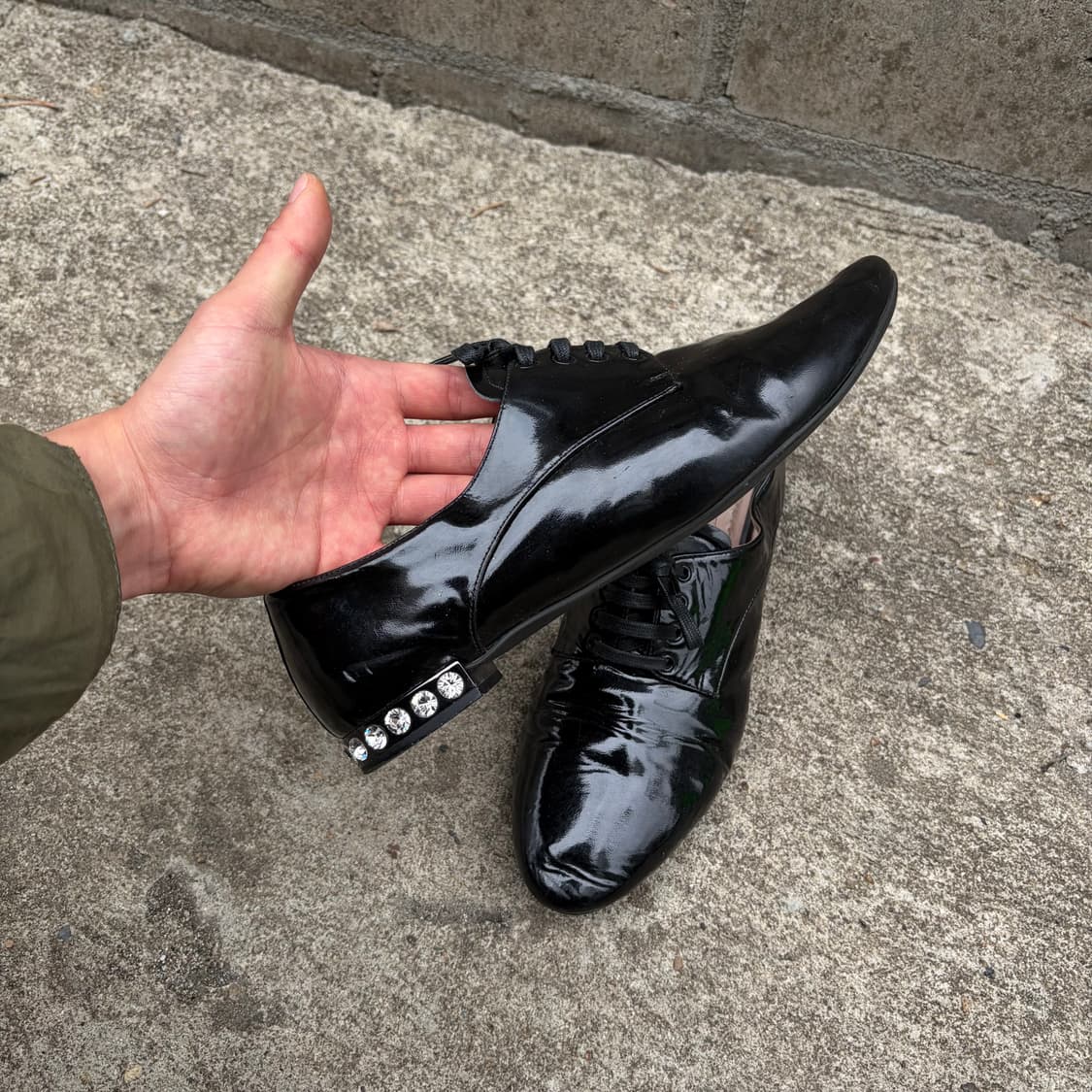 미우미우 크리스탈 더비 상품이미지2