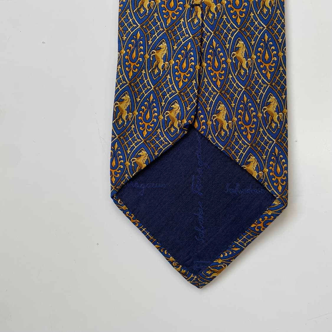 신형라벨 페레가모(Ferragamo) 명품 정품 넥타이 상품이미지7