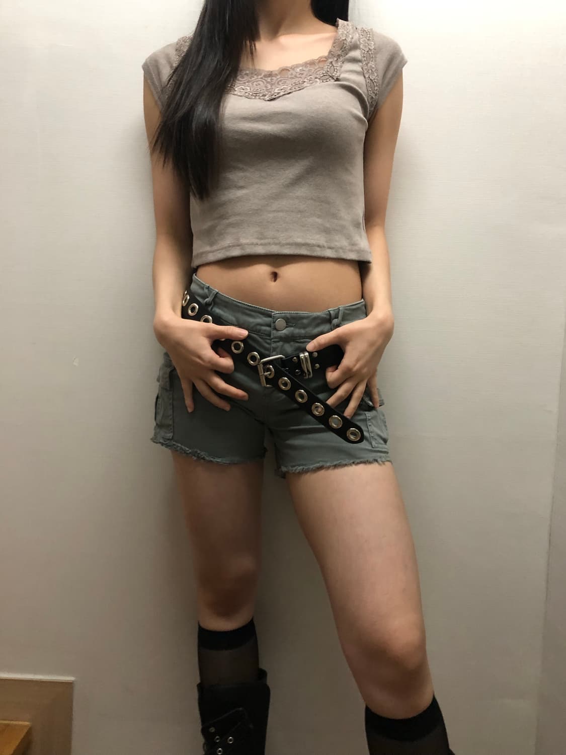 빈티지 라이트카키 레이스 티셔츠 상품이미지2
