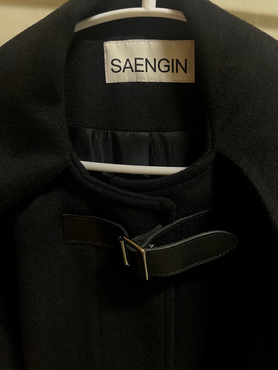 [생긴스튜디오] 벨티드 머플러 울 코트 - 블랙 상품이미지6
