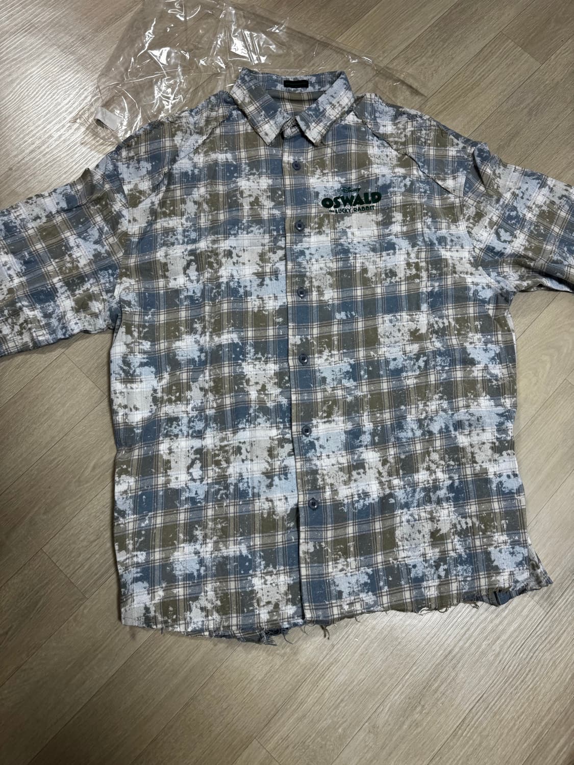 [m] 더아이덴티티프로젝트 디즈니 오스왈드 체크 셔츠 상품이미지3
