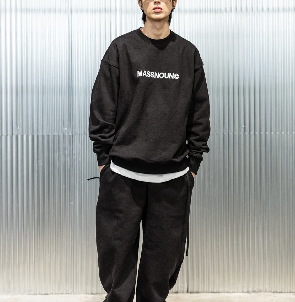 매스노운 프리미엄 헤비 C 로고 스웻 셔츠 상품이미지2