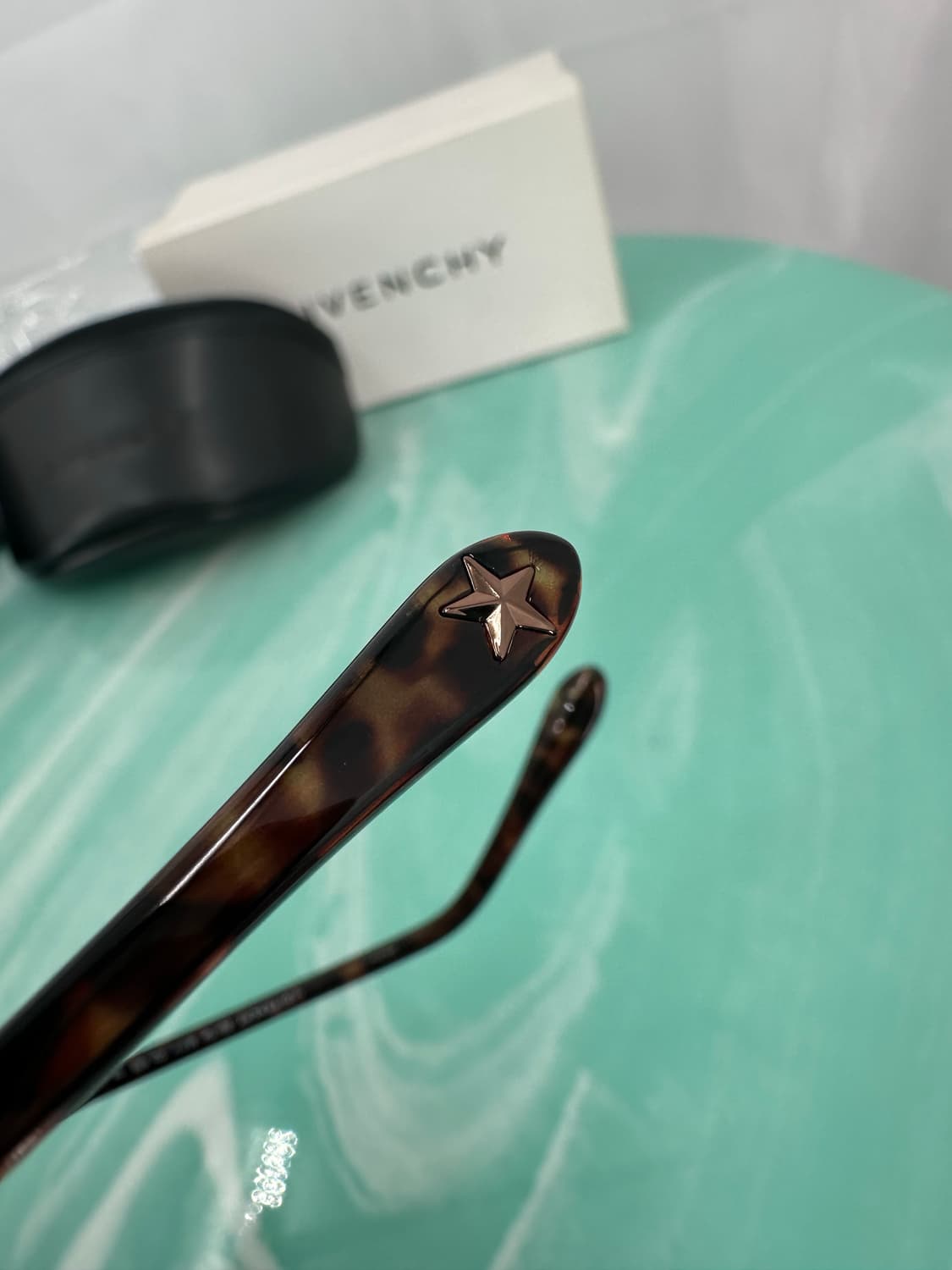 [새상품 무료배송] 지방시 Made in Italy 선글라스 상품이미지6