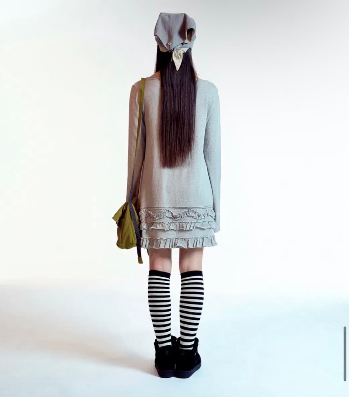 코이세이오 바텀 멀티플 프릴 드레스 + 홀 니트 상품이미지7