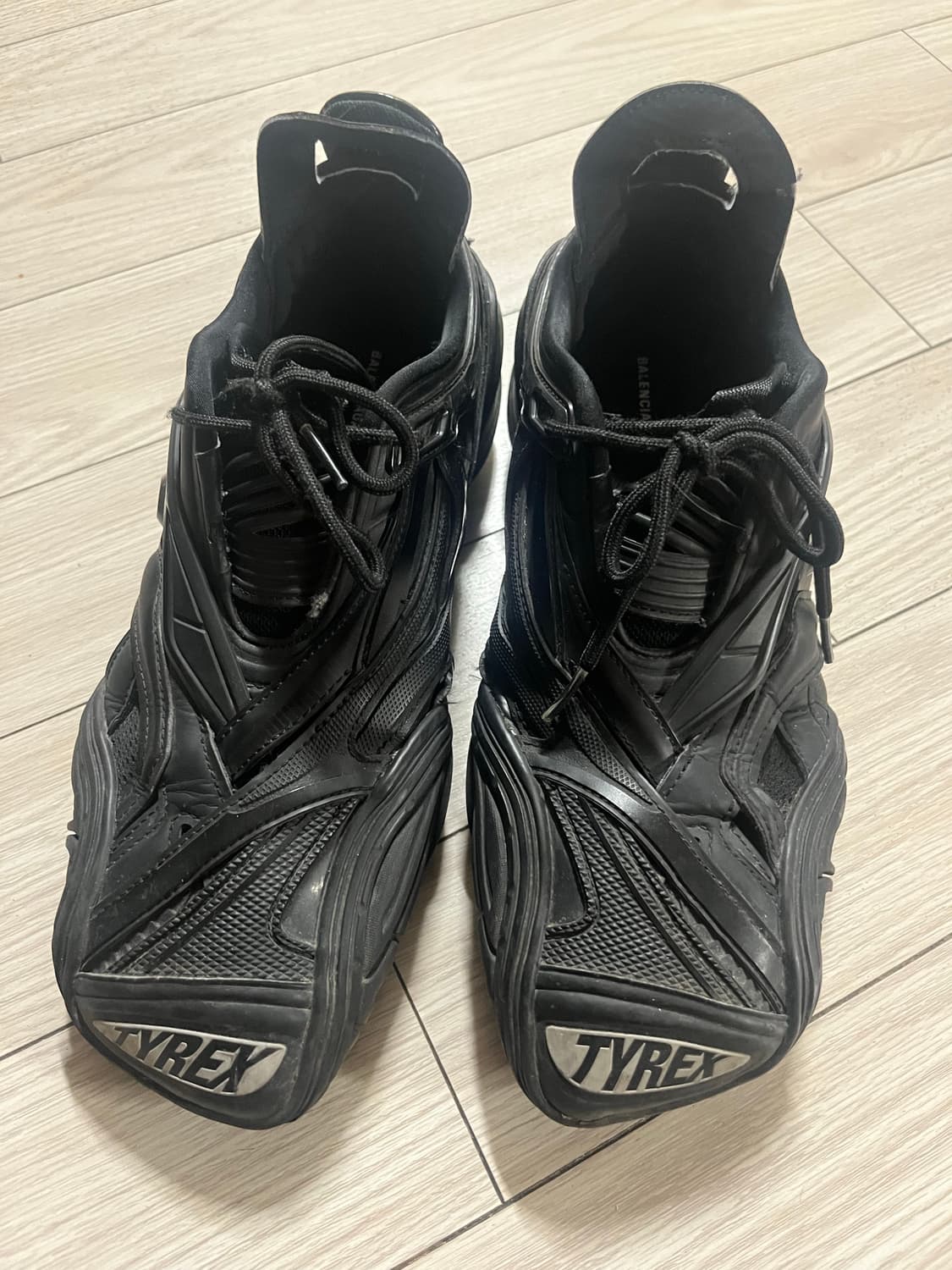 발렌시아가 타이렉스 41 사이즈 상품이미지2