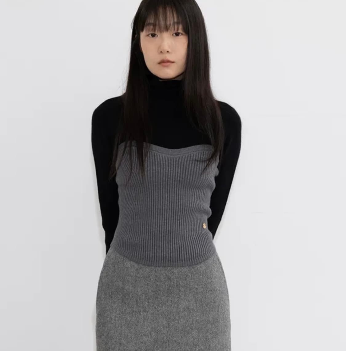 레이스 RRACE 케이블 라인 니트 뷔스티에 차콜 상품이미지3