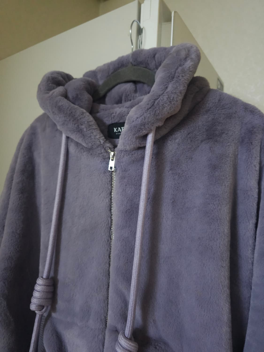 카라 퍼 후드 집업 자켓 퍼플 상품이미지2