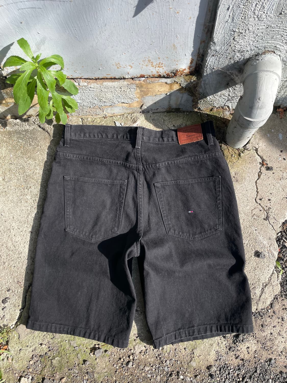Tommy Hilfiger black denim short pants  상품이미지4
